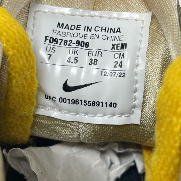 Nike‎ Air Huarache Women's Sz 7 Custom ID Sneakers Yellow Trainer - Picture 6 of 9